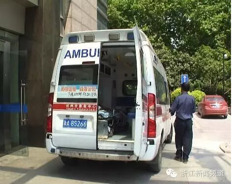 五一假期，杭州一工地的起重機吊機倒塌，造成1人重傷，3人輕傷
